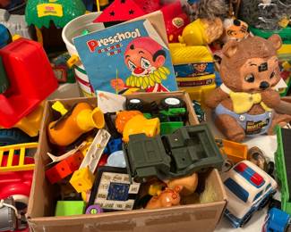 Vintage books and toys 