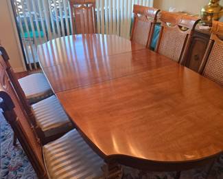 Thomasville with 2 more leafs