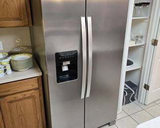 Whirlpool Side by Side SS Refrigerator