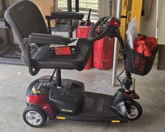Pride Go-Go Elite Traveler 4-wheel mobility scooter