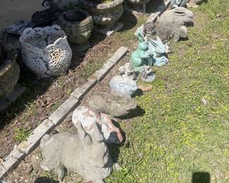 Garden statues