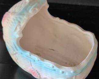 Velco Japan Ceramic Baby Bassinet Planter second image