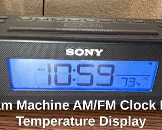 Sony Dream Machine AM or FM Clock Radio with Temperature Display
