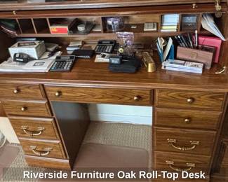 Riverside Furniture Oak RollTop Desk third image
