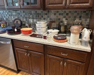 Kitchen items that everybody  needs