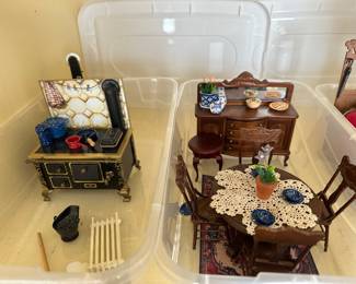 Miniature Doll house furniture 