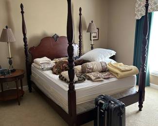 Queen size, four poster bed