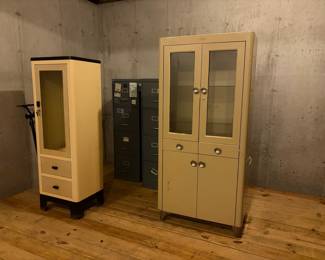 File cabinets, storage cabinets 