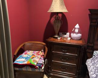 Accent chair, bedside table