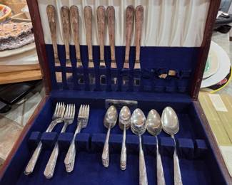 Silverplate flatware