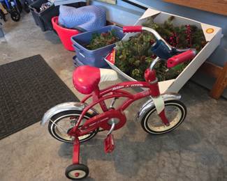 Vintage Radio Flyer 4 wheel bike