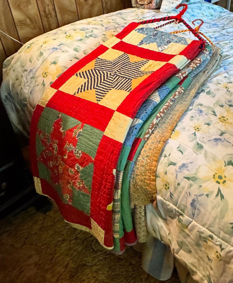 Beautiful vintage quilts 