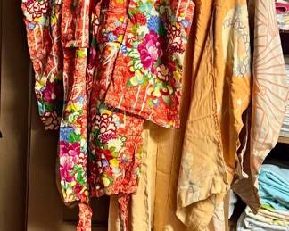 Vintage kimonos 