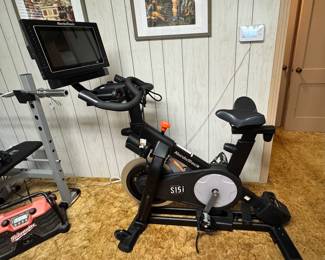 NordicTrack s15i commercial studio cycle 