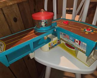 Vintage 1972 Fisher Price Airport 