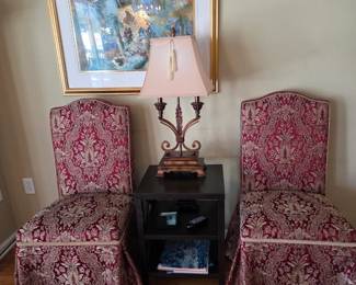 Cute chairs and end table