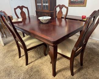 $250 - Dining table & 4 chairs - sturdy - good condition. 