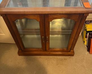 $80 - Small curio cabinet - side glass
