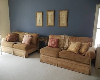 Thomasville sectional couch