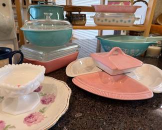 VINTAGE PYREX!
