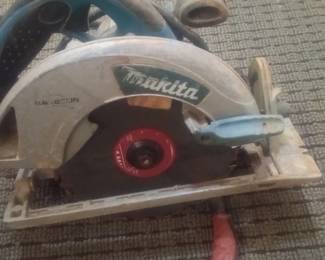 Makita Magnesium saw $200 plus value!!
