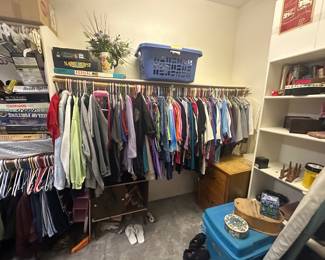 Women's clothes Lg/XL