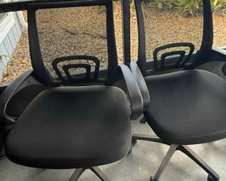Black Mesh Back Office Chairs (Set of 2)