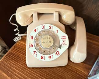 Western Electric 500 Rotary Dial Telephone - Beige