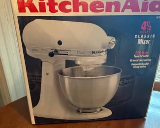 KitchenAid Classic 4.5 Quart Stand Mixer