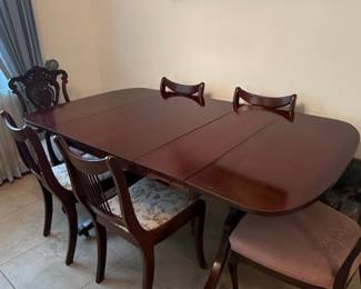 Duncan Phyfe Style Mahogany Dining Table and Chairs Set