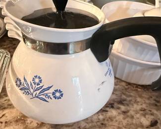 CorningWare Blue Cornflower 6-Cup Teapot