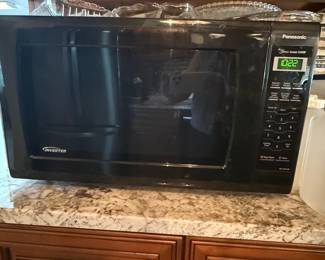 Panasonic Genius Sensor Inverter Microwave NN-SN966S
