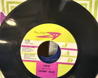 Johnny Nash "Cupid" / "More Chance" 7-inch Vinyl Record