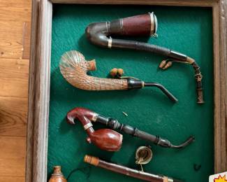 Antique pipes 