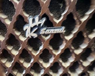 Speakers by Sansui we have 3 of them 