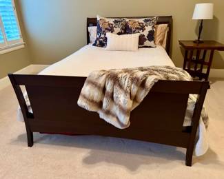 $900 - Queen wood sleigh bed 63"w x 91" long 