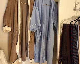 Mens Robes 