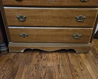3 drawer dresser 17x40.25x31