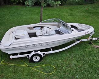 Bowrider Boat