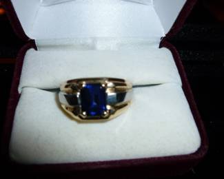 2-tone Men's 10k gold synthetic sapphire