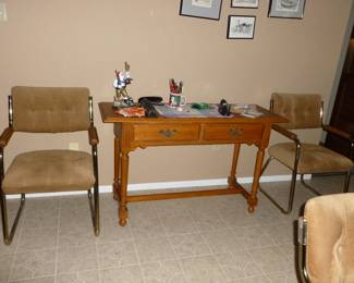2 more chairs & 2-drawer Broyhill table
