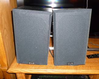 KLH Bookshelf speakers