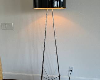 Flos Black Metal Floor Lamp – Modern Italian Design Overall height: 67.3”