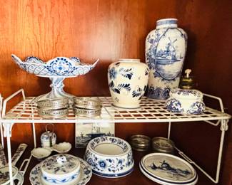 Meissan Blue Onion Pieces