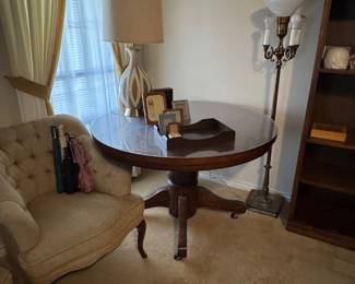 Round antique table