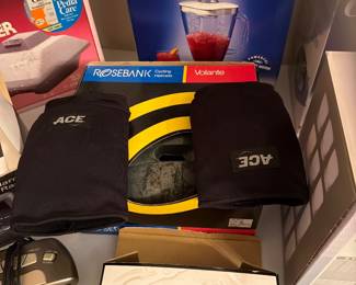  Lender, riding helmet, kneepads, clock, 