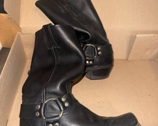 Frye boots in original box-great condition