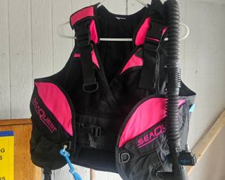 Women's BC size Medium