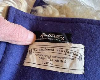 Back of curly lamb blanket