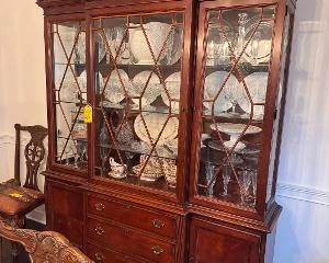 Lexington The Palmer Collection China Cabinet